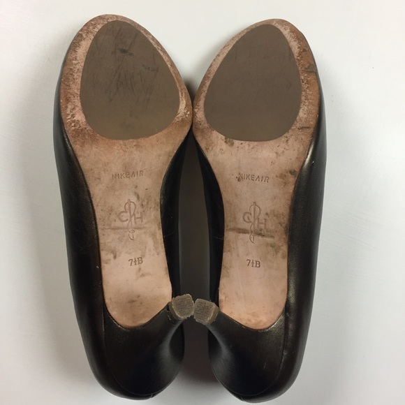 Cole Haan Nike Air Pumps - Picture 5 of 8